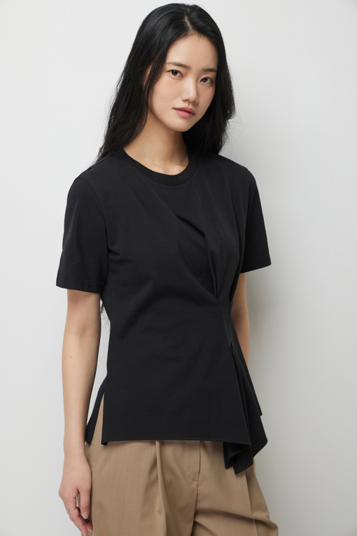 https://img.benettonmall.com/PARTS/KS/26S/SATSE3631BK_MB_D3.jpg?cb=1778668868