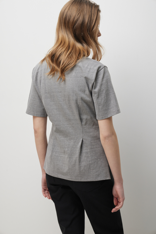 https://img.benettonmall.com/PARTS/KS/26S/SATSE3631LG_MB_D4.jpg?cb=1778668868