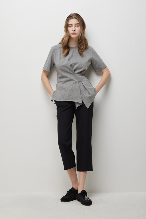https://img.benettonmall.com/PARTS/KS/26S/SATSE3631LG_MB_D5.jpg?cb=1778668868