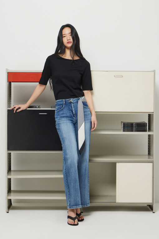 https://img.benettonmall.com/PARTS/KS/26S/SATSE5631BK_MB_D2.jpg?cb=1778668868