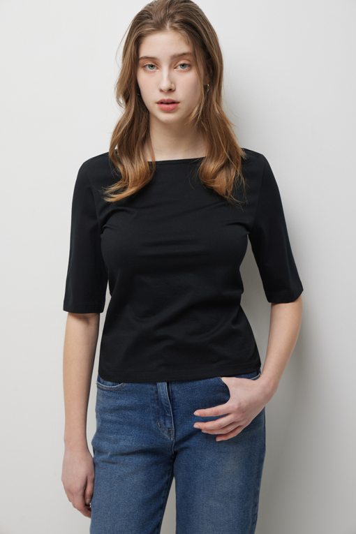https://img.benettonmall.com/PARTS/KS/26S/SATSE5631BK_MB_D8.jpg?cb=1778668868