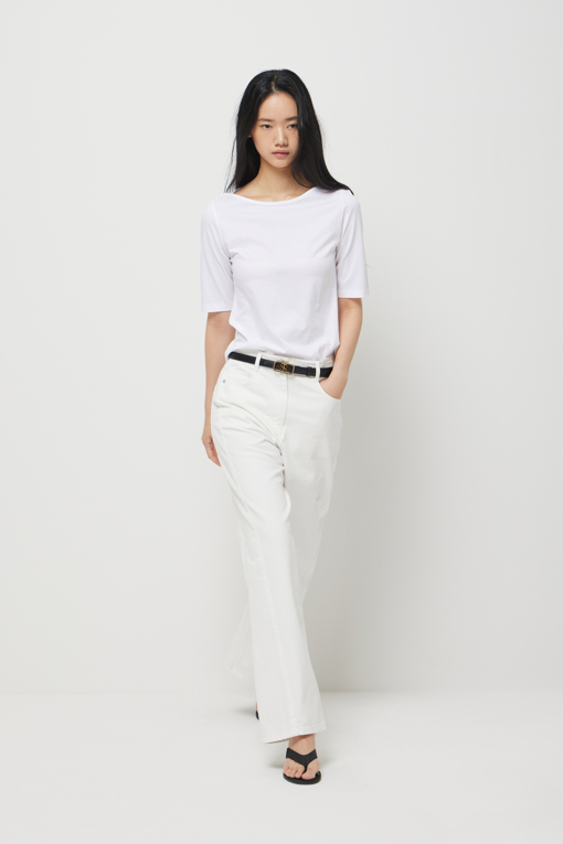 https://img.benettonmall.com/PARTS/KS/26S/SATSE5631WH_MB_D2.jpg?cb=1778668868
