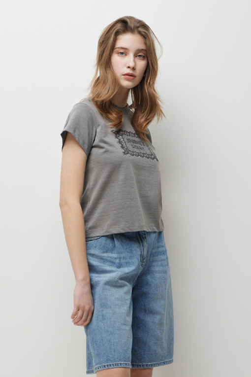 https://img.benettonmall.com/PARTS/KS/26S/SATSE7631GR_MB_D1.jpg?cb=1778668868