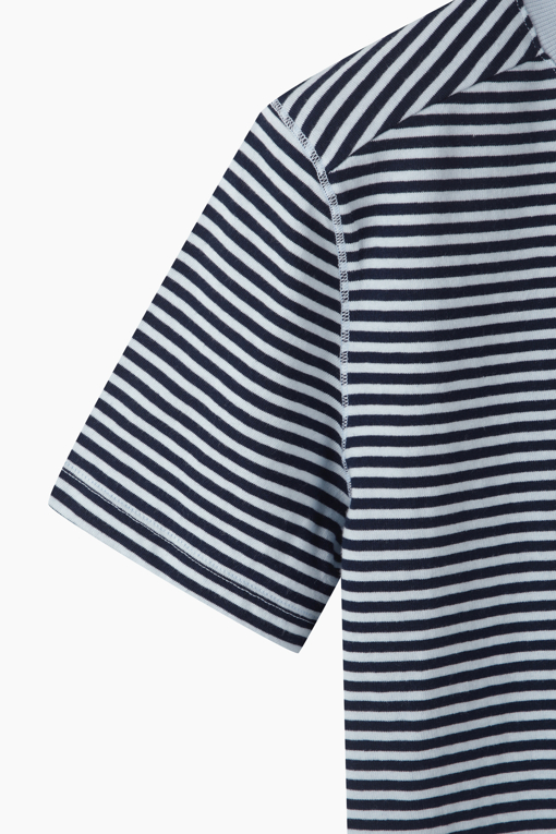 https://img.benettonmall.com/PARTS/KS/26S/SATSE8631BL_MB_D13.jpg?cb=1778668868