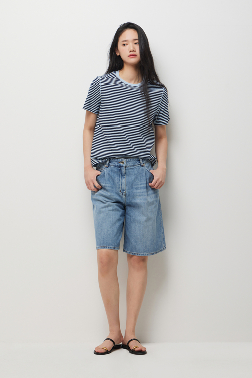 https://img.benettonmall.com/PARTS/KS/26S/SATSE8631BL_MB_D5.jpg?cb=1778668868