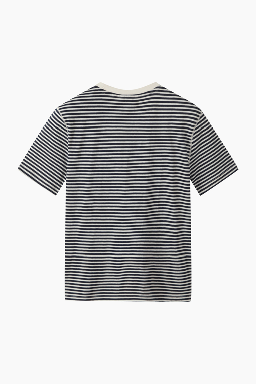https://img.benettonmall.com/PARTS/KS/26S/SATSE8631NY_MB_D11.jpg?cb=1778668868