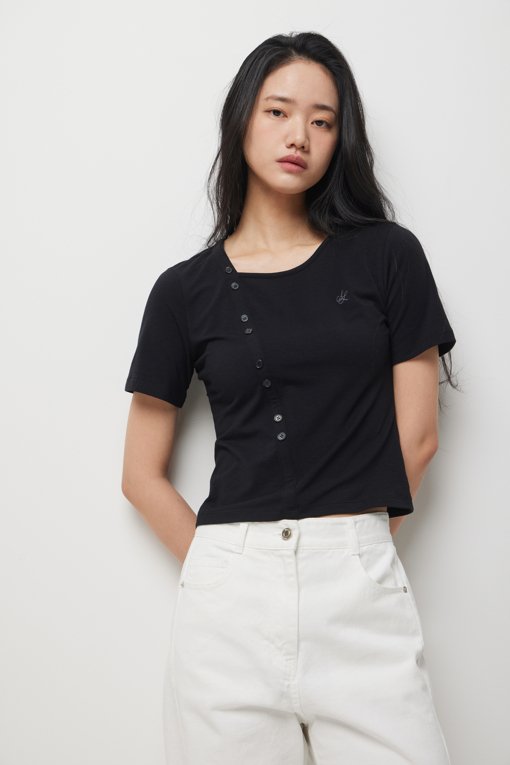 https://img.benettonmall.com/PARTS/KS/26S/SATSE9631BK_MB_D3.jpg?cb=1778668868