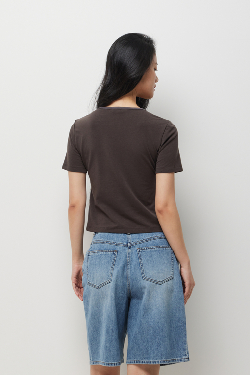 https://img.benettonmall.com/PARTS/KS/26S/SATSE9631DW_MB_D2.jpg?cb=1778668868