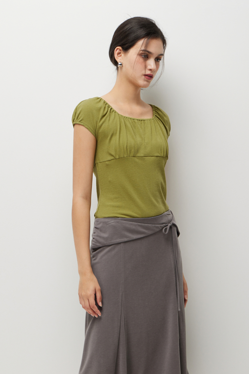 https://img.benettonmall.com/PARTS/KS/26S/SATSZ1631OL_MB_D1.jpg?cb=1778668868