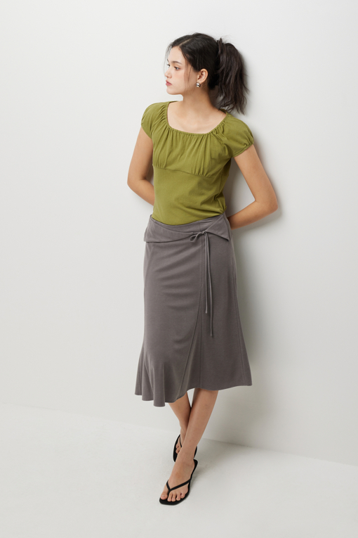 https://img.benettonmall.com/PARTS/KS/26S/SATSZ1631OL_MB_D8.jpg?cb=1777643535