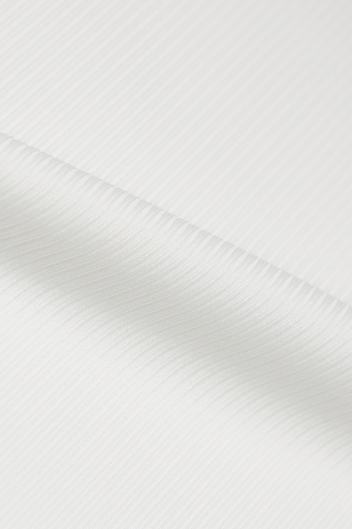 https://img.benettonmall.com/PARTS/KS/26S/SATSZ2631IV_MB_D15.jpg?cb=1778668868