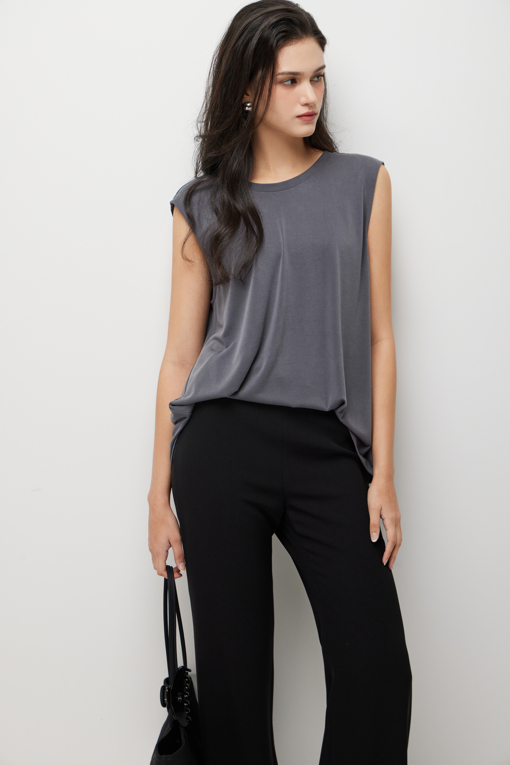 https://img.benettonmall.com/PARTS/KS/26S/SATSZ3631DG_MB_D6.jpg?cb=1778668868