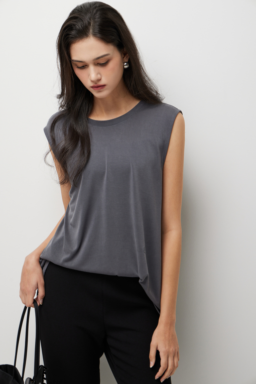 https://img.benettonmall.com/PARTS/KS/26S/SATSZ3631DG_MB_D7.jpg?cb=1778668868