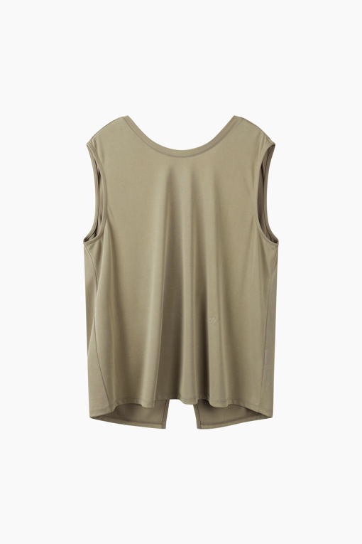 https://img.benettonmall.com/PARTS/KS/26S/SATSZ3631ED_MB_D10.jpg?cb=1778668868