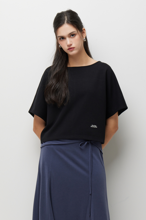 https://img.benettonmall.com/PARTS/KS/26S/SATSZ4631BK_MB_D0.jpg?cb=1782918151