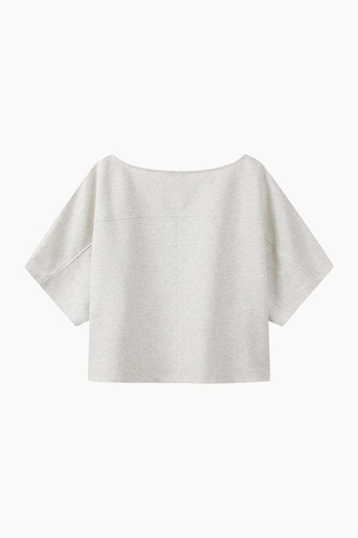 https://img.benettonmall.com/PARTS/KS/26S/SATSZ4631LG_MB_D11.jpg?cb=1777643535