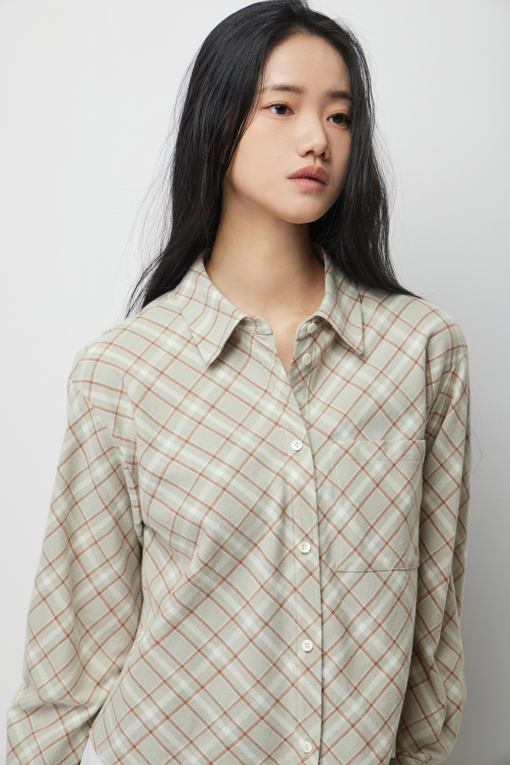 https://img.benettonmall.com/PARTS/KS/26S/SAWS20611KA_MB_D3.jpg?cb=1782918151