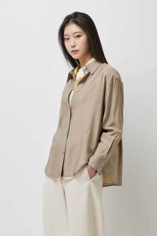 https://img.benettonmall.com/PARTS/KS/26S/SAWS21611BR_MB_D1.jpg?cb=1782918151