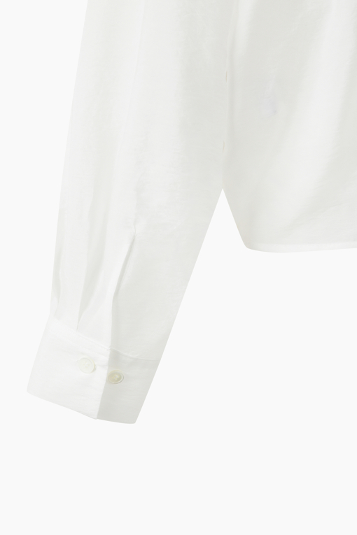https://img.benettonmall.com/PARTS/KS/26S/SAWS34631WH_MB_D14.jpg?cb=1782918151