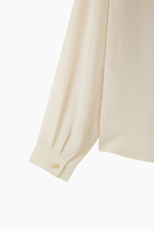 https://img.benettonmall.com/PARTS/KS/26S/SAWS35631BE_MB_D13.jpg?cb=1782918151