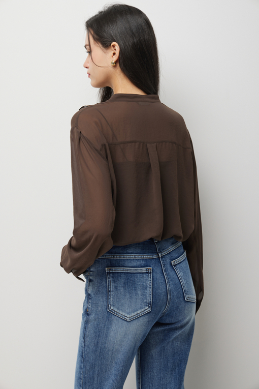 https://img.benettonmall.com/PARTS/KS/26S/SAWS35631BR_MB_D4.jpg?cb=1782918151