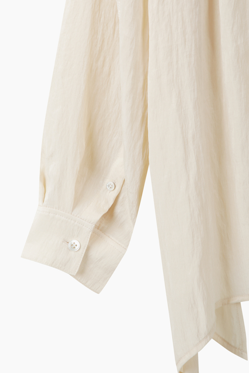 https://img.benettonmall.com/PARTS/KS/26S/SAWS37631IV_MB_D14.jpg?cb=1782918151