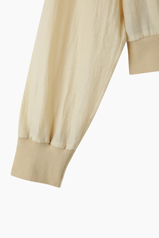 https://img.benettonmall.com/PARTS/KS/26S/SAWS38631BE_MB_D13.jpg?cb=1782918151