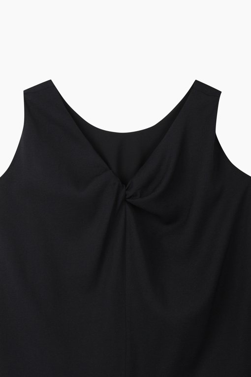 https://img.benettonmall.com/PARTS/KS/26S/SAWS39631BK_MB_D5.jpg?cb=1778668868