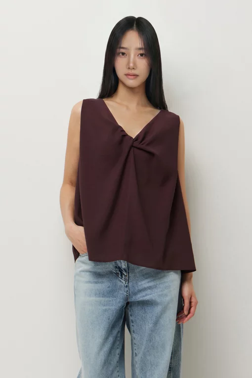 https://img.benettonmall.com/PARTS/KS/26S/SAWS39631WI_MB.jpg?cb=1781170995