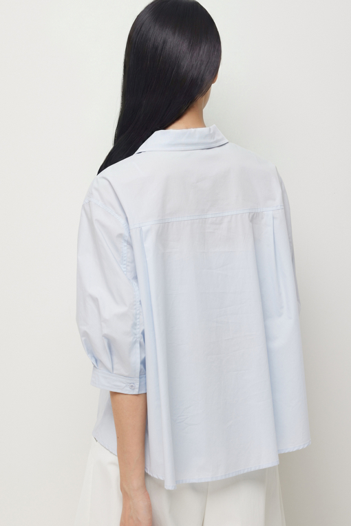 https://img.benettonmall.com/PARTS/KS/26S/SAWS44631SB_MB_D4.jpg?cb=1782918151