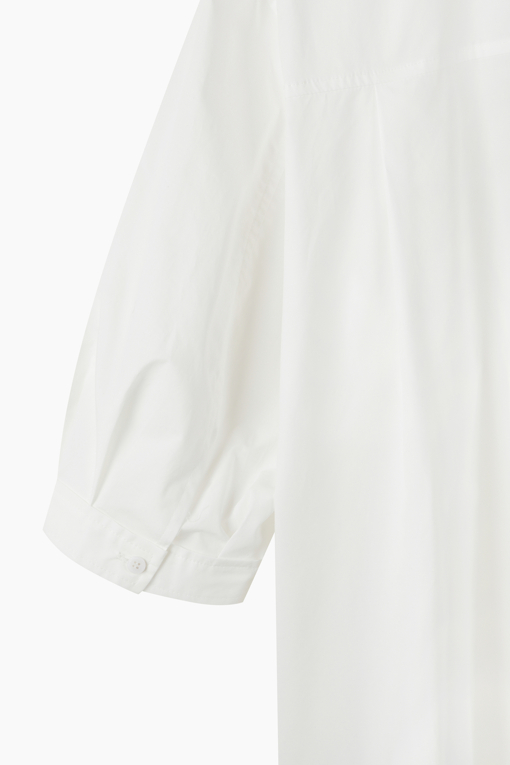 https://img.benettonmall.com/PARTS/KS/26S/SAWS44631WH_MB_D15.jpg?cb=1782918151