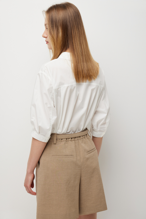 https://img.benettonmall.com/PARTS/KS/26S/SAWS44631WH_MB_D4.jpg?cb=1782918151