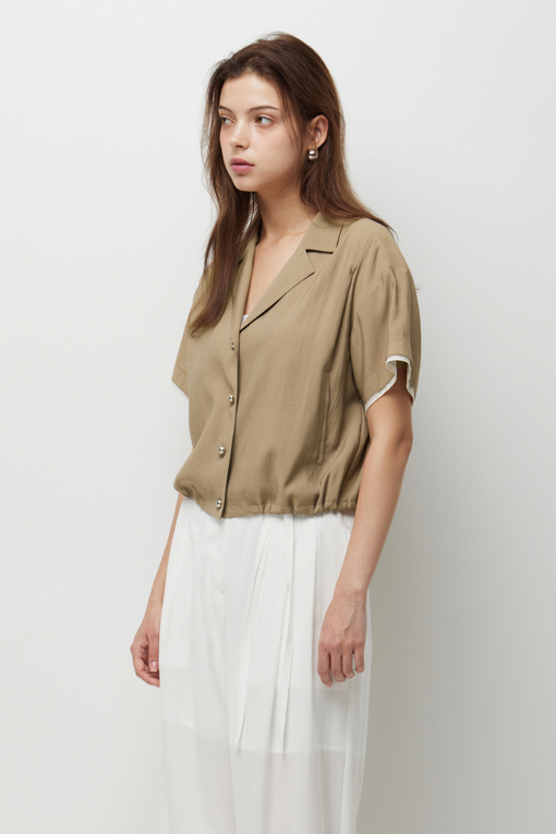 https://img.benettonmall.com/PARTS/KS/26S/SAWS45631CA_MB_D1.jpg?cb=1782918151