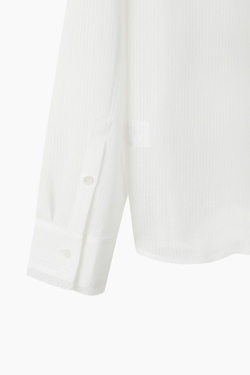 https://img.benettonmall.com/PARTS/KS/26S/SAWS47631WH_MB_D14.jpg?cb=1782918151