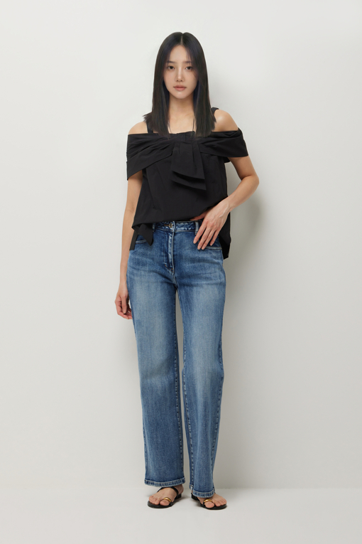 https://img.benettonmall.com/PARTS/KS/26S/SAWS48631BK_MB_D5.jpg?cb=1782918151