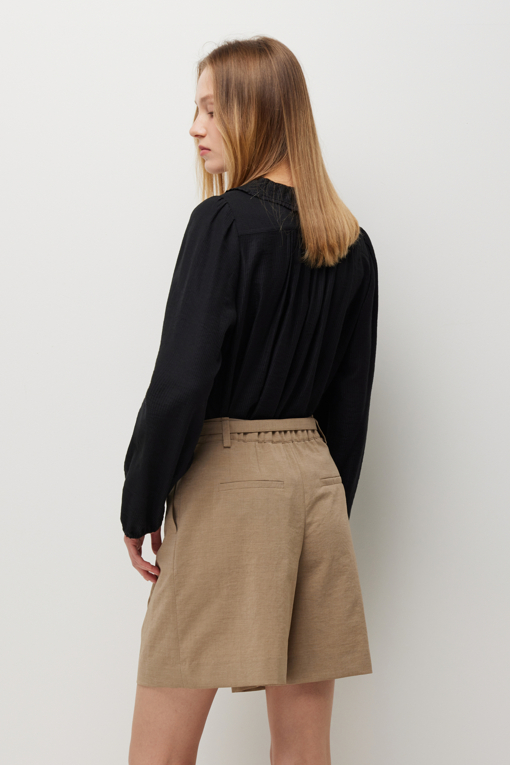 https://img.benettonmall.com/PARTS/KS/26S/SAWS49631BK_MB_D2.jpg?cb=1782918151