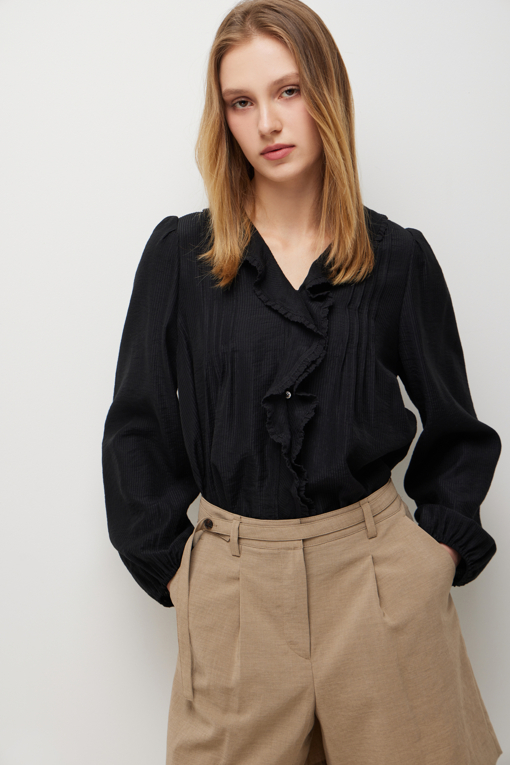 https://img.benettonmall.com/PARTS/KS/26S/SAWS49631BK_MB_D3.jpg?cb=1782918151