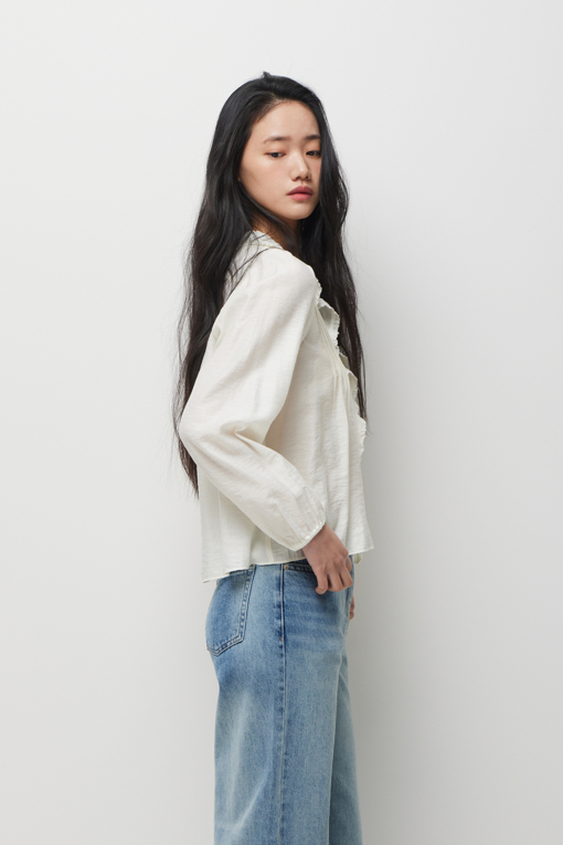 https://img.benettonmall.com/PARTS/KS/26S/SAWS49631IV_MB_D3.jpg?cb=1782918151