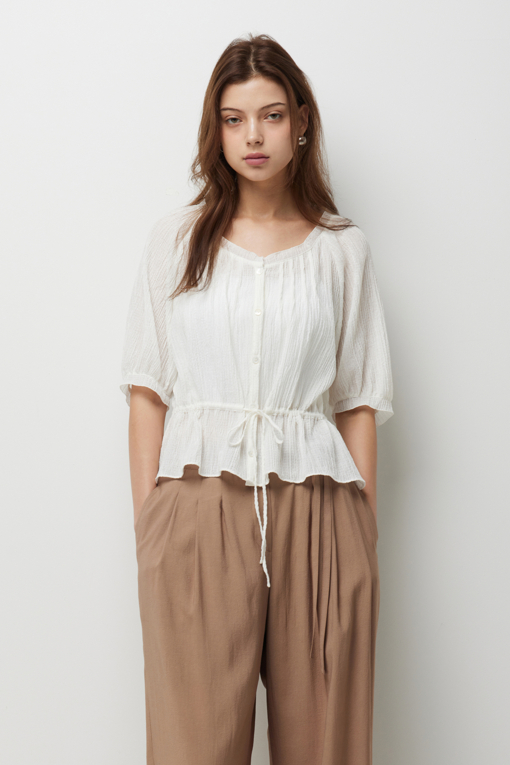 https://img.benettonmall.com/PARTS/KS/26S/SAWS50631WH_MB_D0.jpg?cb=1782918151