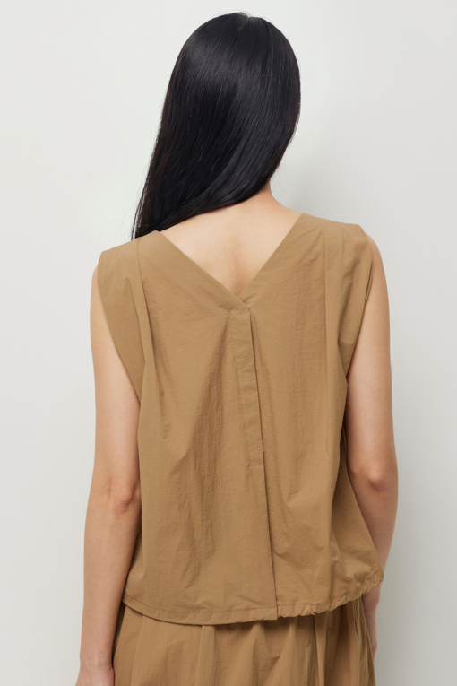 https://img.benettonmall.com/PARTS/KS/26S/SAWS52631BG_MB_D4.jpg?cb=1781170995