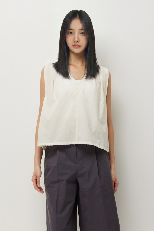 https://img.benettonmall.com/PARTS/KS/26S/SAWS52631CR_MB_D0.jpg?cb=1782918151