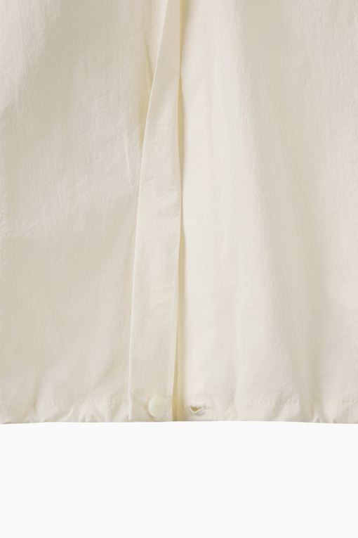 https://img.benettonmall.com/PARTS/KS/26S/SAWS52631CR_MB_D5.jpg?cb=1778668868