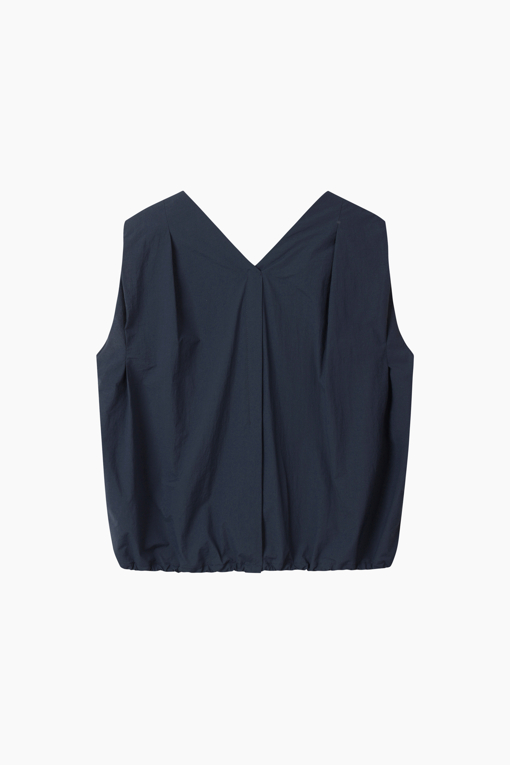 https://img.benettonmall.com/PARTS/KS/26S/SAWS52631NY_MB_D1.jpg?cb=1778668868