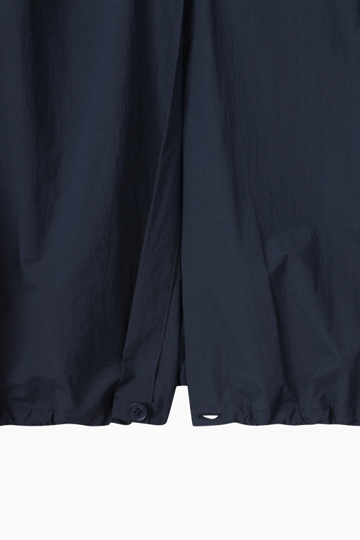 https://img.benettonmall.com/PARTS/KS/26S/SAWS52631NY_MB_D6.jpg?cb=1778668868