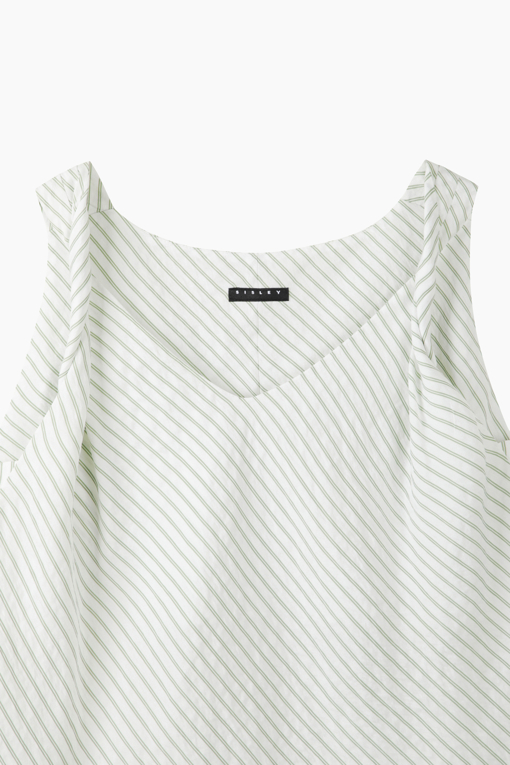 https://img.benettonmall.com/PARTS/KS/26S/SAWS54631GN_MB_D3.jpg?cb=1778668868