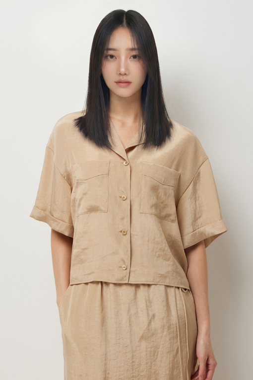 https://img.benettonmall.com/PARTS/KS/26S/SAWS55631BE_MB_D3.jpg?cb=1781170995