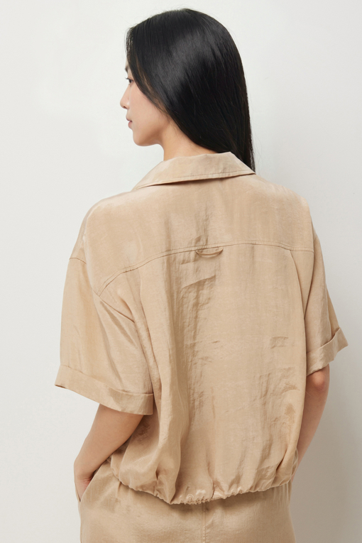 https://img.benettonmall.com/PARTS/KS/26S/SAWS55631BE_MB_D4.jpg?cb=1781170995