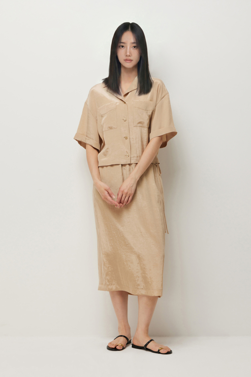 https://img.benettonmall.com/PARTS/KS/26S/SAWS55631BE_MB_D5.jpg?cb=1781170995
