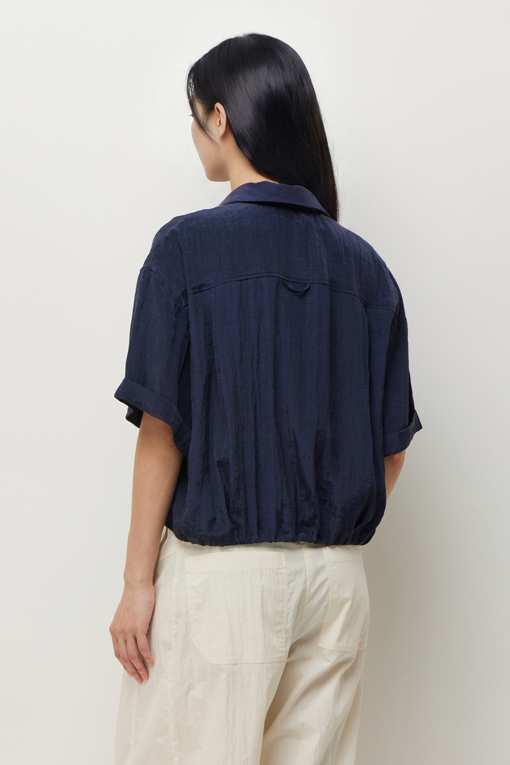 https://img.benettonmall.com/PARTS/KS/26S/SAWS55631DN_MB_D2.jpg?cb=1781170995
