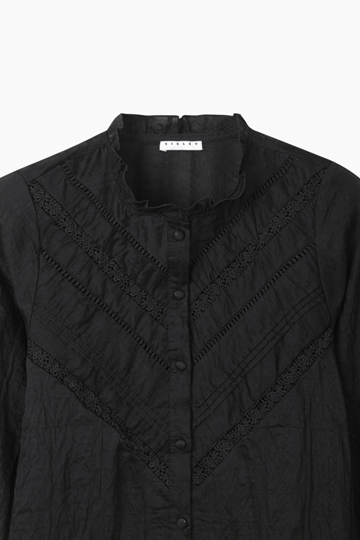 https://img.benettonmall.com/PARTS/KS/26S/SAWS81631BK_MB_D12.jpg?cb=1778668868